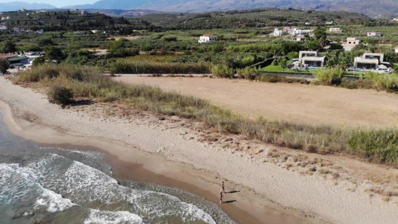 Kiani Akti Kreta, Kiani Akti: Prestigeträchtiges Grundstück direkt am Meer nahe Kalyves zu verkaufen Grundstück kaufen